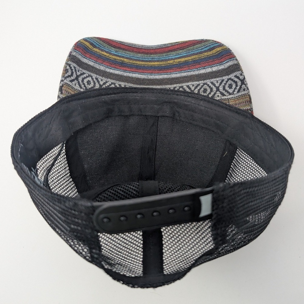 Beautiful Giant Classic Trucker Hat Snapback One Size geometric Aztec Multicolor - Picture 12 of 13